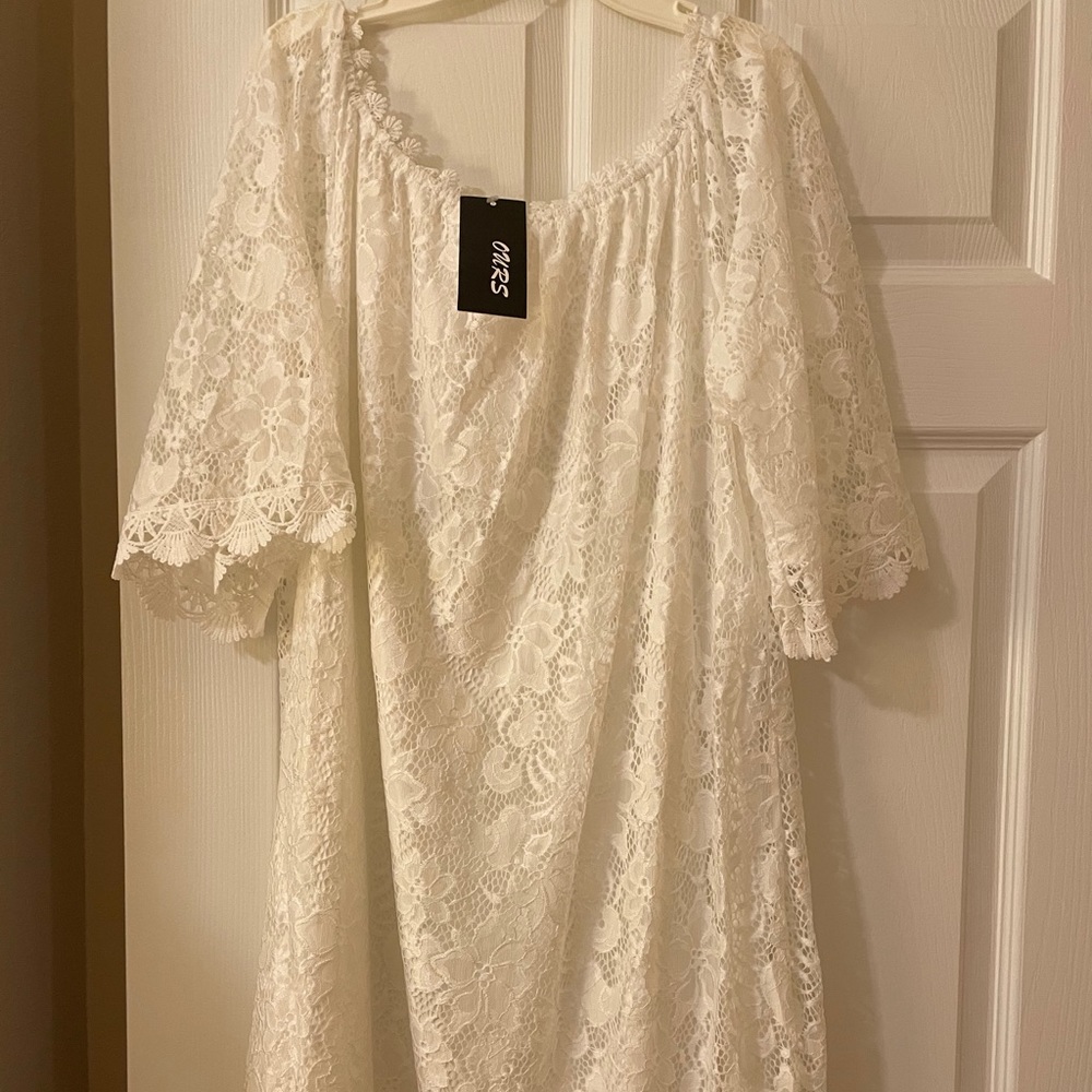 Off the shoulder short dress